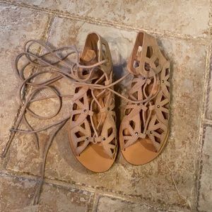 Nude lace up flat Sandals size 6